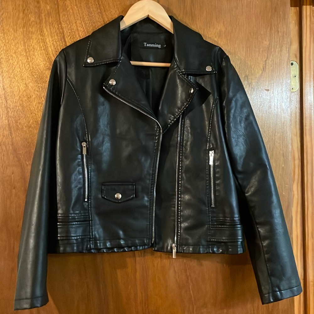Tanming Faux Leather Women’s Moto Biker Short Coat Jacket